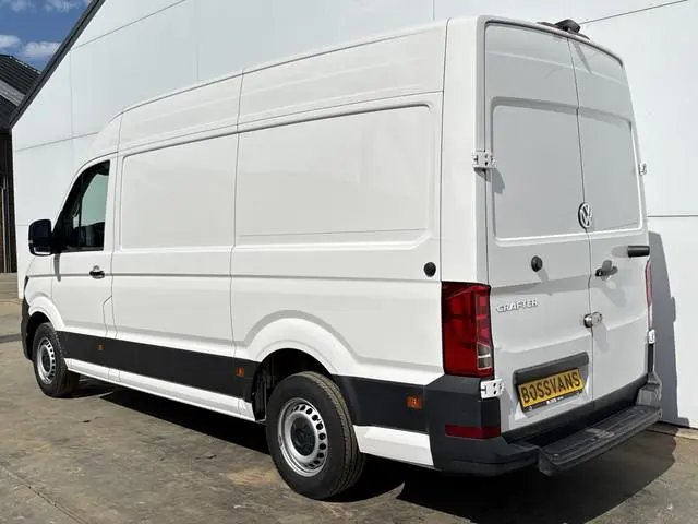 Volkswagen Crafter 2.0 TDI 140PK L3H3 Camera Airco Carplay Parkeersensoren Euro 6