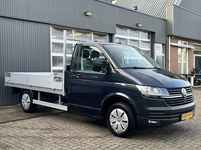 Volkswagen Transporter 2.0 TDI L2 Pick up open laadbak Pick-up met Airco Telefoonverbinding 3-Persoo...