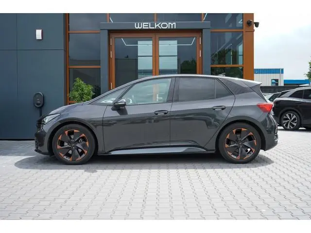 Cupra Born