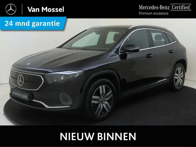 Mercedes-Benz EQA 250 Luxury Line 67 kWh / DISTRONIC/ Sfeerverlichting/ El. Trekhaak