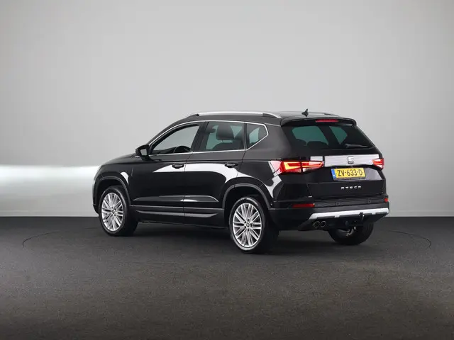 SEAT Ateca 1.4 EcoTSI FR Business Intense 150pk Automaat | Navigatie | Parkeercamera | Verwarmbare