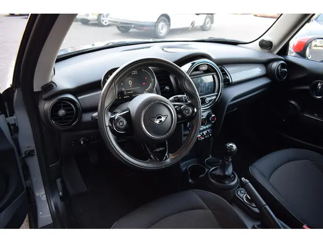 Mini Mini 1.5 Cooper Pepper | Apple CarPlay | H/K | Climate | Cruise