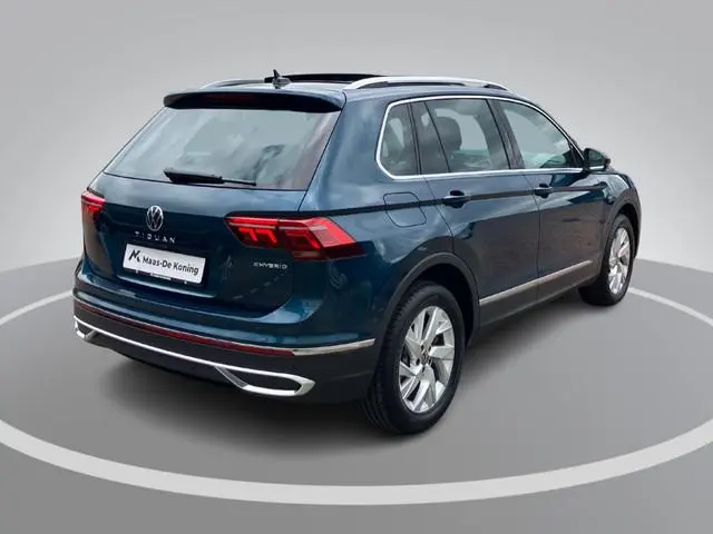 Volkswagen Tiguan 1.4TSIeHybrid 180kW/245PK Elegance · Panoramadak · Camera + Parkeersensoren · Appl...