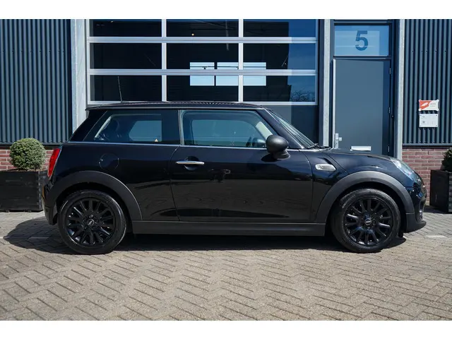 MINI One