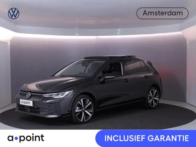 Volkswagen Golf 1.5 eHybrid Life Edition 204 pk Automaat (DSG) | Verlengde garantie | Navigatie via...