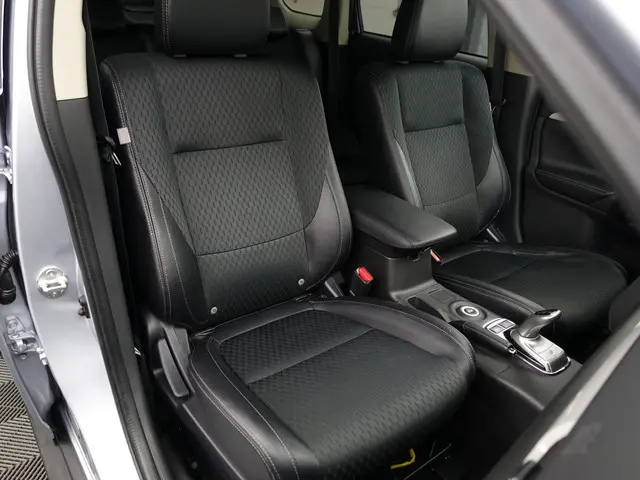 Mitsubishi Outlander 2.0 PHEV 4WD Executive Edition X-Line Aut- Camera, Trekhaak, Leder Interieur, N...