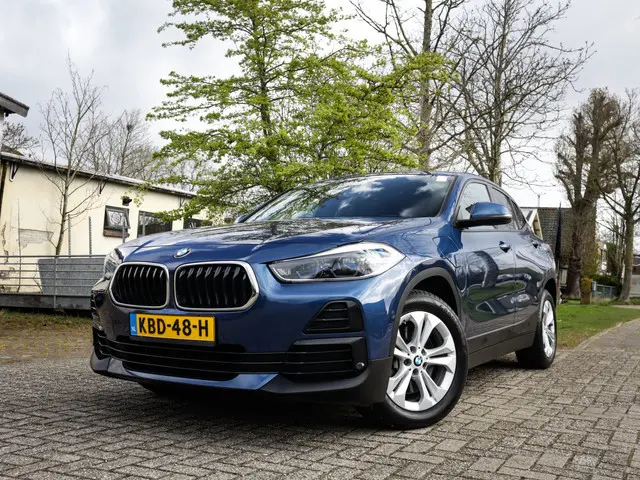 BMW X2