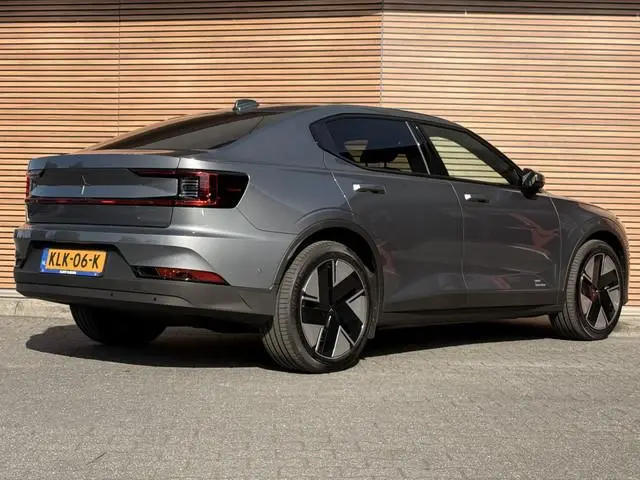 Polestar 2 Long Range Single Motor Prime 82 kWh Harman Kardon / 360 Camera / Panoramadak