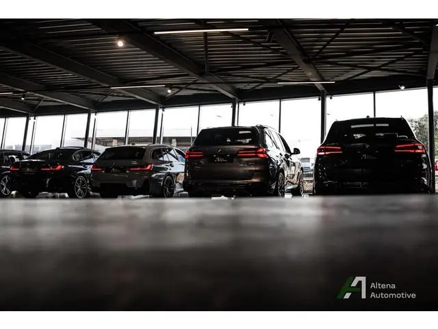 BMW X3 xDrive30e M-Sport, BTW, harman kardon, comfort acces, panoramadak, driving assistant, parking...