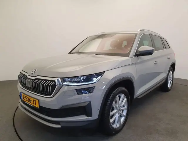 ŠKODA Kodiaq 1.5 TSI 150pk DSG/AUT Business Edition 7p. Wegklapbare trekhaak, Camera, Acc