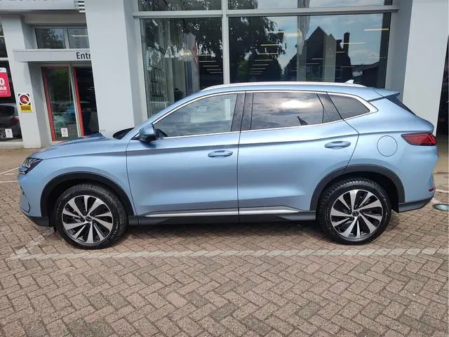 BYD SEAL U