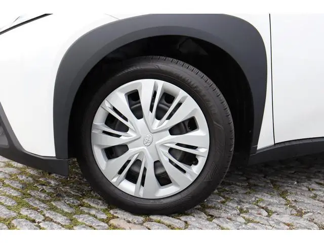 Toyota Aygo X 1.0 VVT-i MT Play, Apple Carplay, Android Auto, Cruise Control, Camera, Airco!
