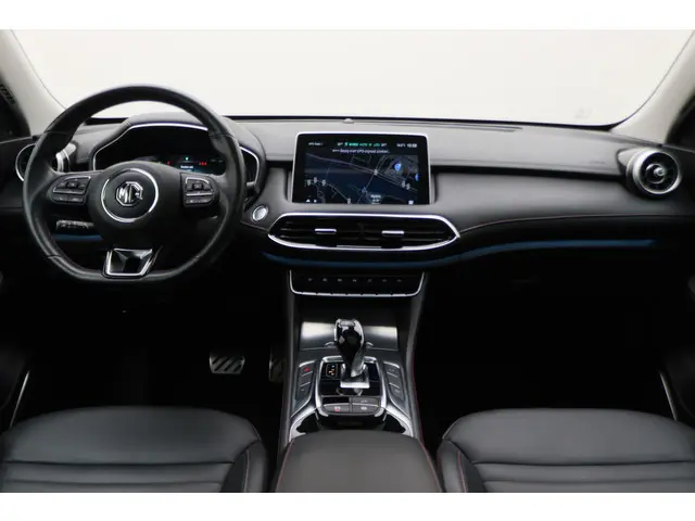 MG EHS 1.5 TGDI Luxury