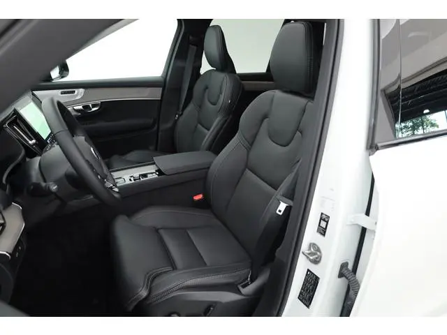 Volvo XC90 2.0 T8 AWD Ultra Dark | Pano |Luchtvering | HUD | 360cam | Stoelventi. | Massage | Elek....
