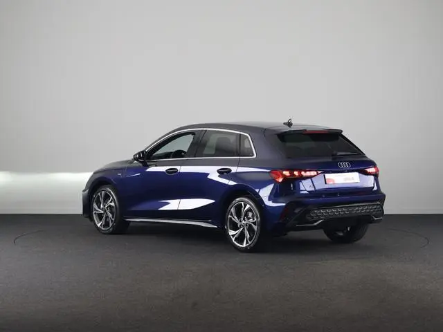 Audi A3 Sportback S edition 40 TFSI e 204 pk | Assis.pak Driving+Parking plus | Warmtewerend glas do...