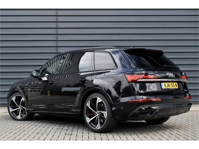Audi Q7 60 TFSI e Quattro 462pk Competition | Panorama | 22'' Wielen | Matrix | Keyless entry | Came...