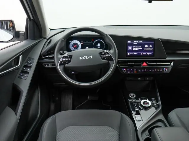 Kia Niro EV DynamicLine 64.8 kWh | Stoelverwarming | Draadloze Carplay