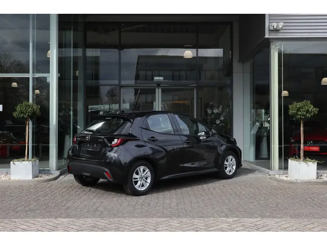 Mazda 2 Hybrid