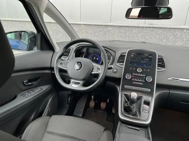 Renault Grand Scénic 1.3 TCe 140pk Equilibre/7-persoons/*2022*/Camera/Carplay/Cruise/Led