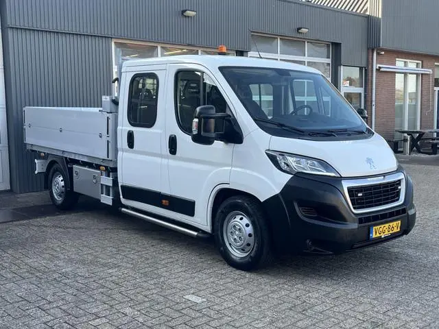 Peugeot Boxer 435 2.2 BlueHDi 165 L3 DC Open laadbak Kipper met Airco Trekhaak 3000kg trekgewicht Te...
