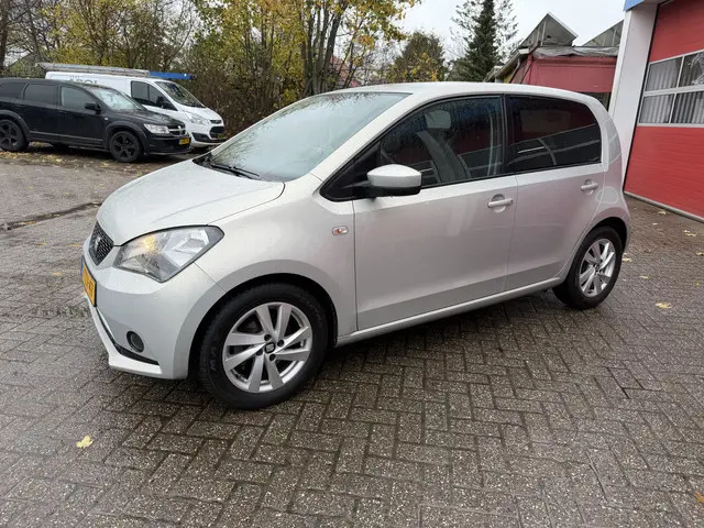 SEAT Mii