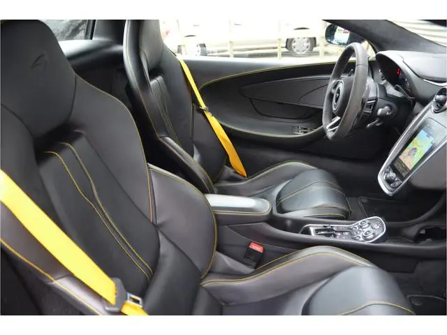 McLaren 570S Spider 570S Louwman import en onderhouden!
