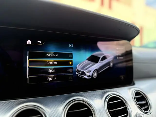 Mercedes-Benz E-Klasse