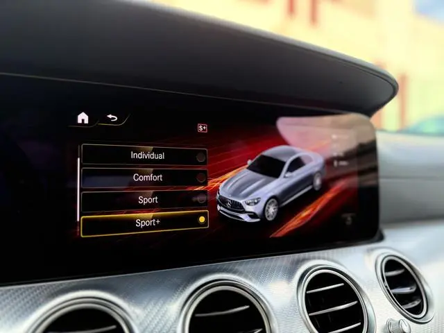 Mercedes-Benz E-Klasse