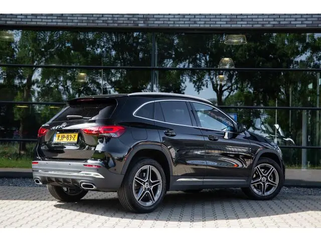 Mercedes-Benz GLA-klasse 250 e AMG Line , Virtual cockpit, Achteruitrijcamera, Stoelverwarming,