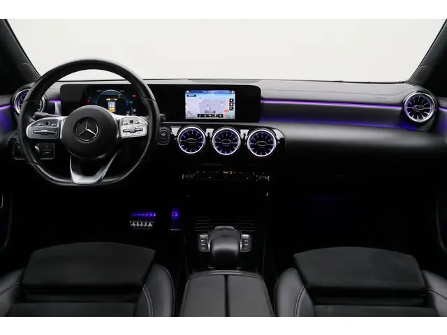 Mercedes-Benz A-klasse 250 e Business Solution AMG Limited SOH 100%, Sfeerverlichting, Apple Carplay...