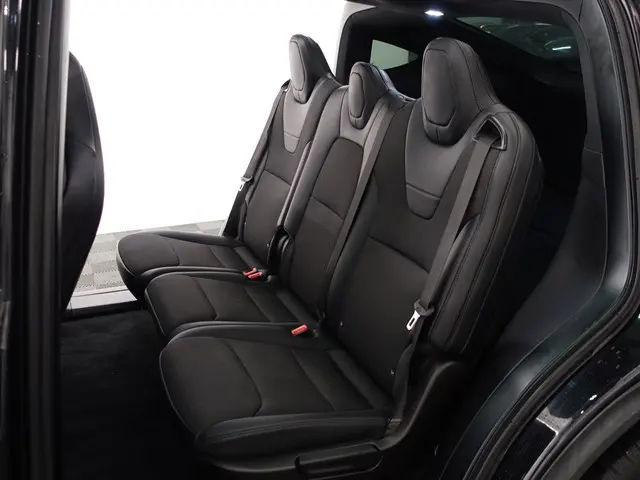 Tesla Model X 90D Base SOH 91%, Luchtvering, Full Memory, 21inch Vossen, Autopilot