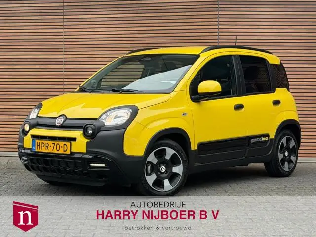 Fiat Panda 1.0 Hybrid Pandina