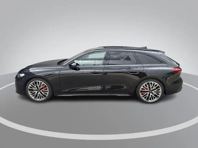 Audi A5 Avant 2.0 e-hybrid 367pk Quattro S edition Competition · Panoramadak · Inklap. Trekhaak · 36...