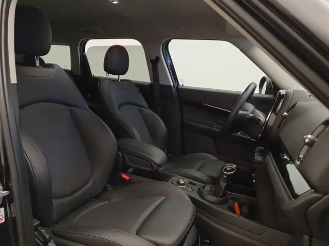 MINI Mini Countryman 1.5 Cooper S E ALL4 Harman/Kardon, Leder, Camera