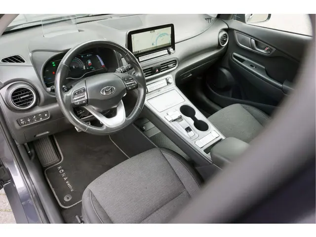 Hyundai Kona EV Fashion 64kWh 3-Fase SOH 95% Warmtepomp