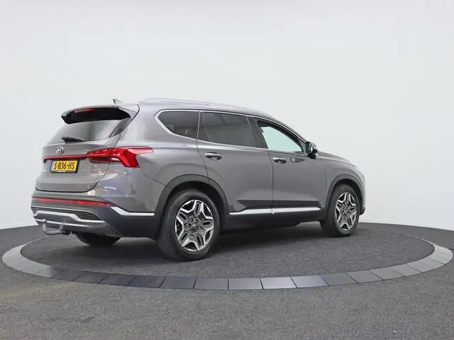 Hyundai Santa Fe 1.6 T-GDI HEV Premium 7-zits | Trekhaak 1.650 kg | 360 camera