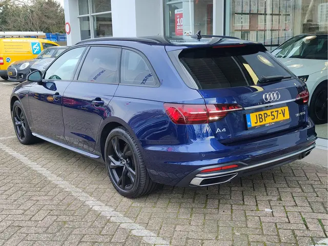 Audi A4 Avant 35 TFSI ADVANCED EDITION AUT. Panoramadak | Leder | Carplay/Android