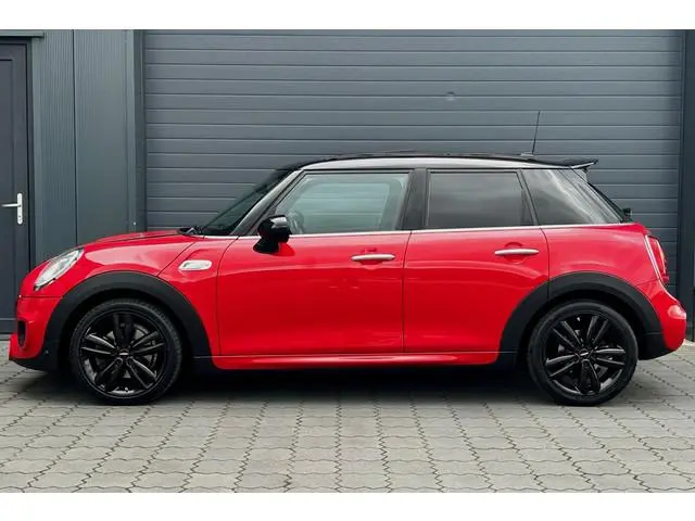 MINI Mini 2.0 Cooper S Chili Serious Business JCW Pakket PANO HUD