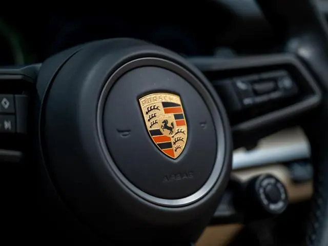 Porsche 911