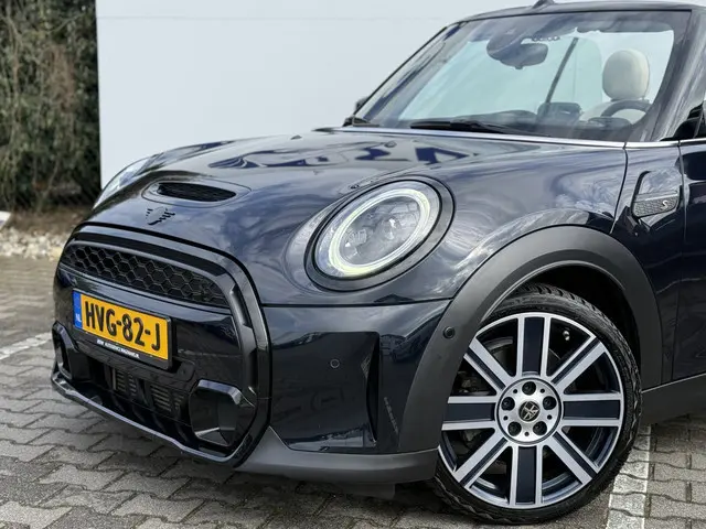 MINI Cooper S Cabrio