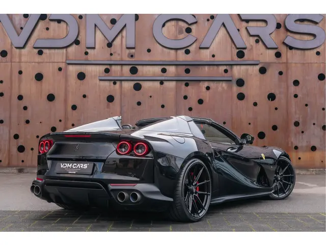 Ferrari 812 GTS