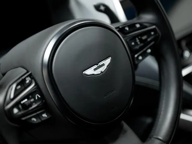 Aston Martin DBX