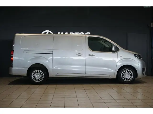 Toyota pro-ace