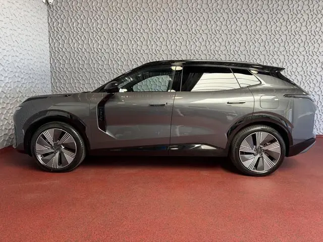 Lynk & Co 08