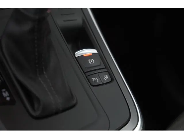 Renault Grand Scénic 1.3 Intens TCe 140 EDC | 7 Zitplaatsen | Apple Carplay | Camera | Parkeersensor...