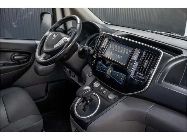 Nissan NV200