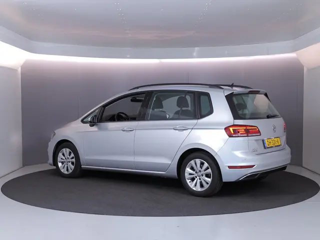 Volkswagen Golf Sportsvan 1.5 TSI ACT Comfortline 130pk DSG | clima | 16'LM-velgen | Navigatie |