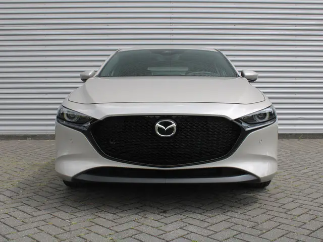 Mazda 3 2.5 e-SkyActiv-G M Hybrid 140 Exclusive-line | Nieuw | Stuur-/stoelverwarming | 360 Camera |...