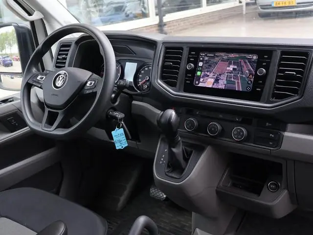 Volkswagen Crafter 35 2.0 TDI 177 PK AUT. L3H3 + 3000 KG TREKHAAK | ADAPTIVE CRUISE | LED | CAMERA |...