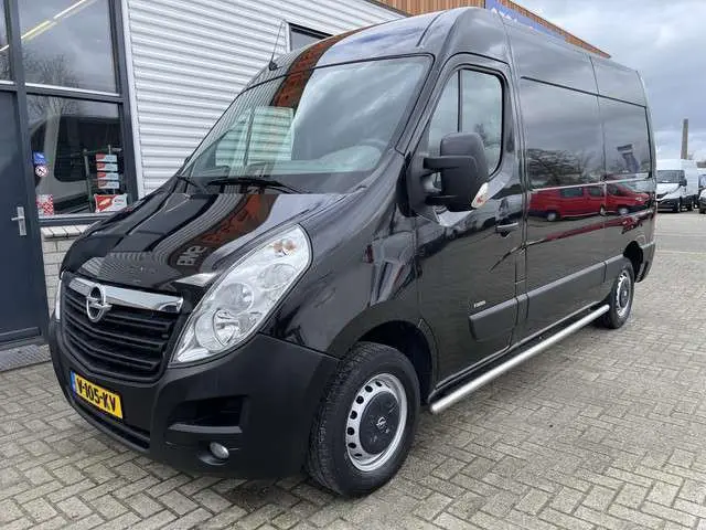 Opel Movano